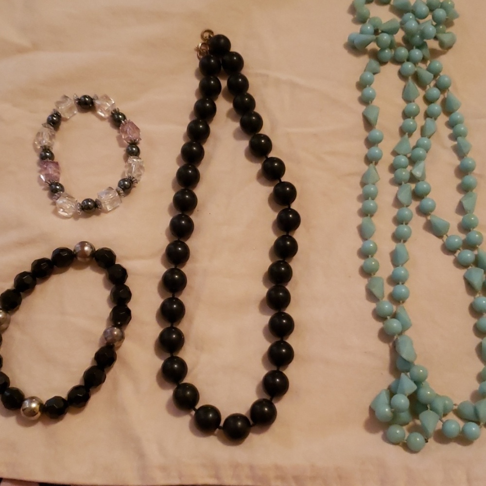 Costume necklace lot